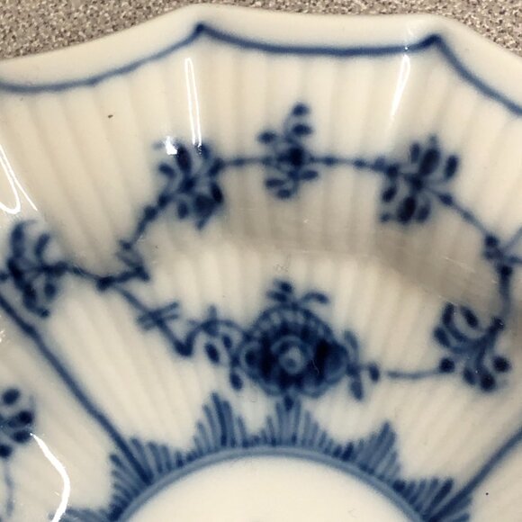 Royal Copenhagen Blue Fluted Bowl  ** - Picture 4 of 12